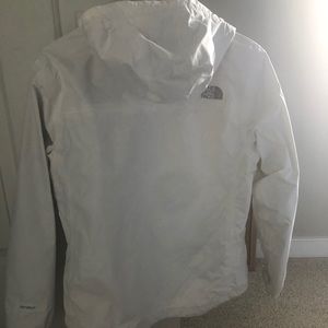 GUC White Northface Hyvent jacket sz S